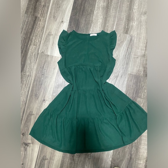 NWOT Dark Green Medium Midi Short sleeves Women Dress - Picture 2 of 6